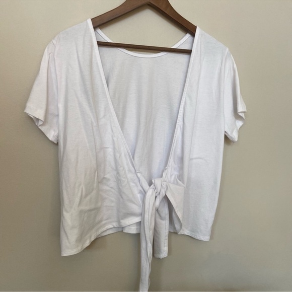 🌸 Boohoo 🌸 white open back t-shirt - Picture 4 of 7